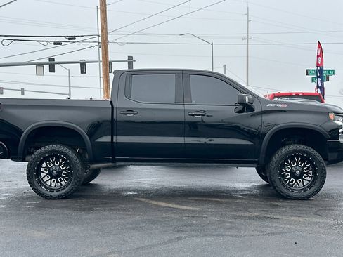 Used 2022 Chevrolet Silverado 1500 ZR2 image 3