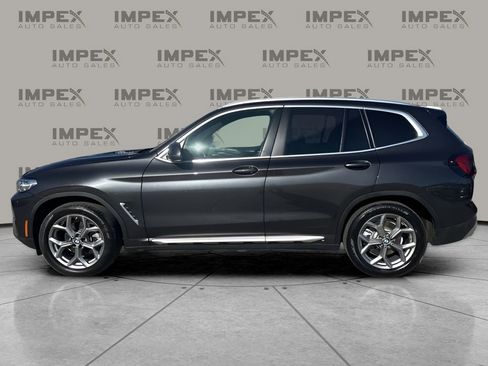 Used 2024 BMW X3 xDrive30i w/ Convenience Package image 2