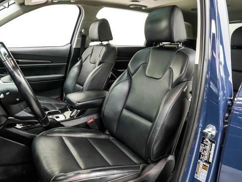 Used 2024 Kia Telluride S w/ S Sunroof Package FWD image 14