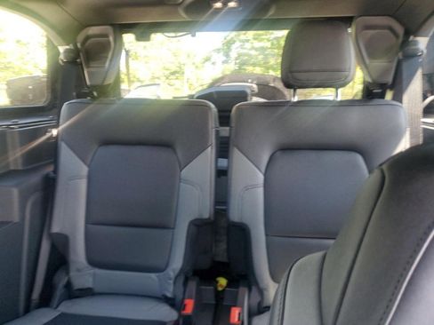 Used 2024 Ford Bronco Black Diamond image 7