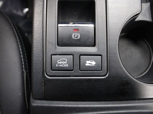 Used 2017 Subaru Outback 2.5i Limited image 40