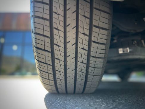 Used 2024 Kia Carnival SX Prestige FWD image 39