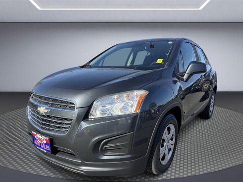 Used 2016 Chevrolet Trax LS image 1