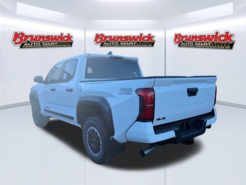 New 2025 Toyota Tacoma TRD Off-Road image 4