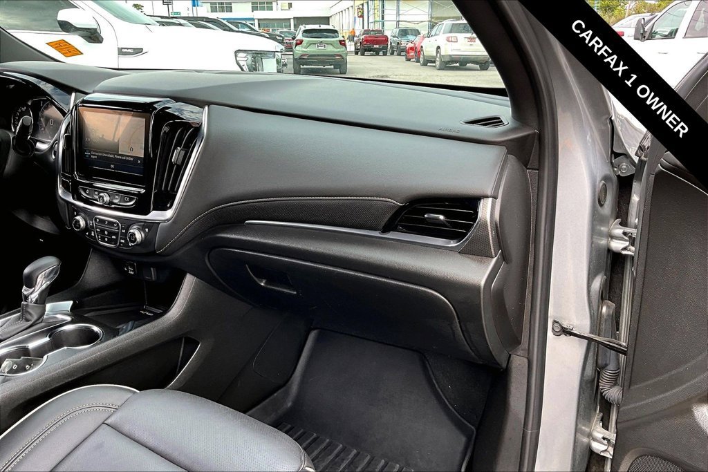 Used 2023 Chevrolet Traverse Premier w/ Redline Edition FWD image 26
