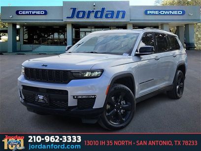 Used 2022 Jeep Grand Cherokee L Limited w/ Black Appearance Package
