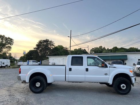 Used 2016 Ford F350 XLT AWD/4WD image 5