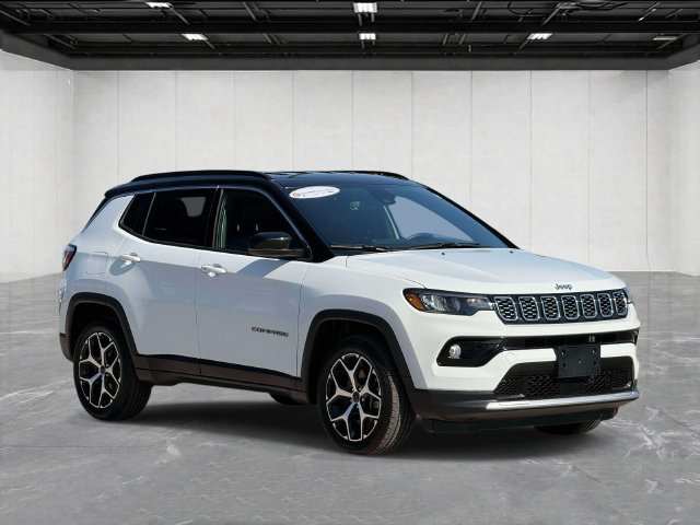Used 2025 Jeep Compass Limited AWD/4WD image 7