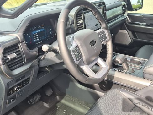 Used 2025 Ford F150 Lariat w/ Equipment Group 501A Mid AWD/4WD image 10