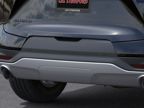 New 2025 Chevrolet Blazer LT w/ Convenience Package FWD image 14
