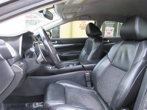Used 2017 Nissan Maxima SR image 21