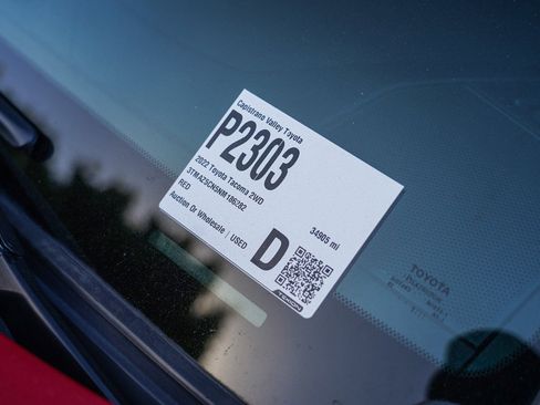 Certified 2022 Toyota Tacoma TRD Off-Road w/ Technology Package image 28