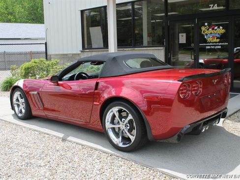 Used 2011 Chevrolet Corvette Grand Sport w/ Preferred Equipment Group RWD image 7