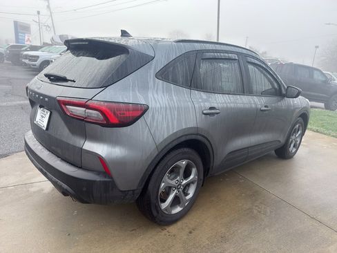 Used 2025 Ford Escape ST-Line w/ Tech Pack #1 image 8