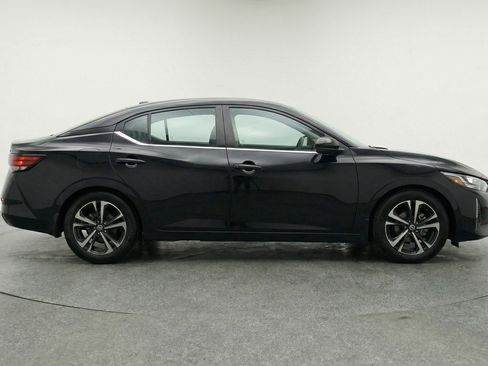 Used 2025 Nissan Sentra SV image 11