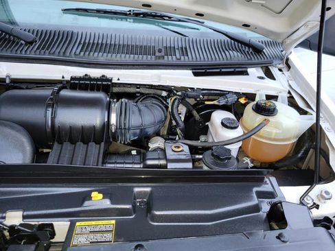 Used 2014 Ford E-350 and Econoline 350 Super Duty w/ Power Group image 46