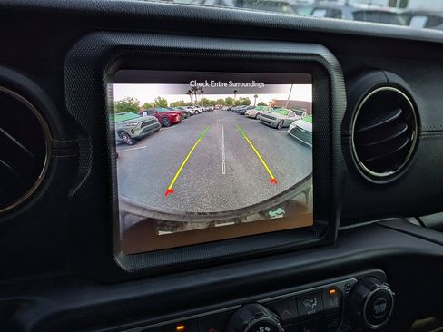 Used 2023 Jeep Wrangler Altitude image 22