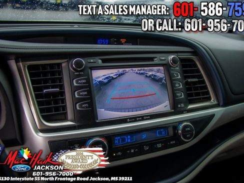 Used 2018 Toyota Highlander XLE image 18