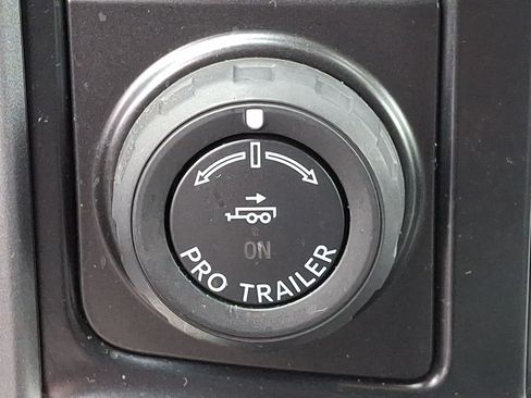 Used 2022 Ford F150 Lariat w/ Equipment Group 502A High AWD/4WD image 27