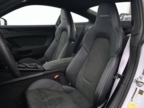 Certified 2026 Porsche 911 GT3 RWD image 5