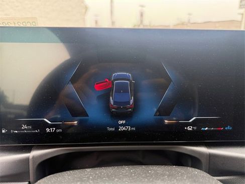 Used 2024 BMW M440i Coupe w/ Premium Package image 17