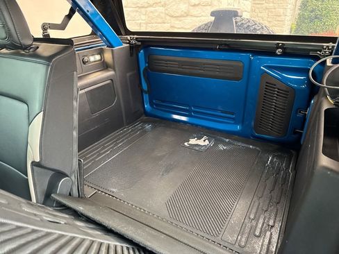 Used 2023 Ford Bronco Wildtrak AWD/4WD image 33