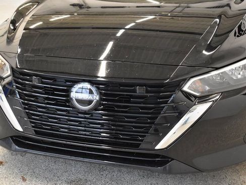 Used 2025 Nissan Sentra S image 16