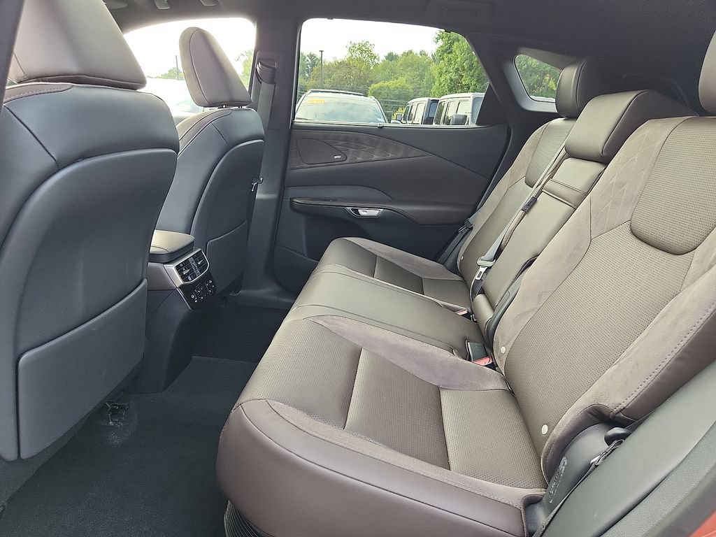 Used 2025 Lexus RX 350h w/ Convenience Package AWD/4WD image 10