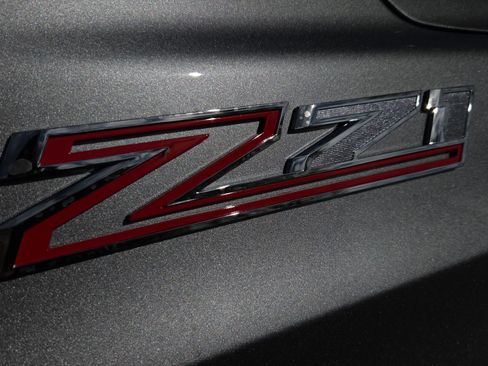 New 2026 Chevrolet Suburban Z71 w/ Z71 Off-Road Package image 21