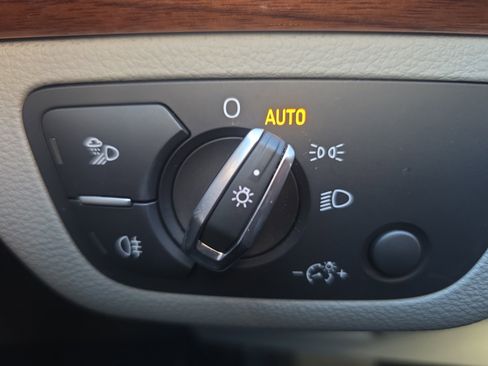 Used 2023 Audi Q5 e Premium Plus w/ Premium Plus Package image 36