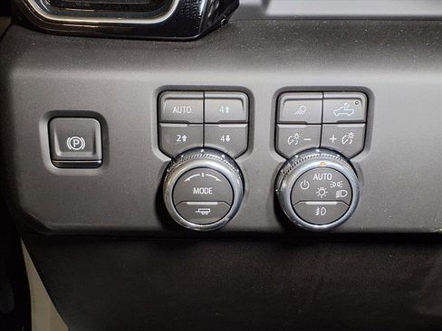 New 2026 GMC Sierra 1500 Denali w/ Technology Package image 16