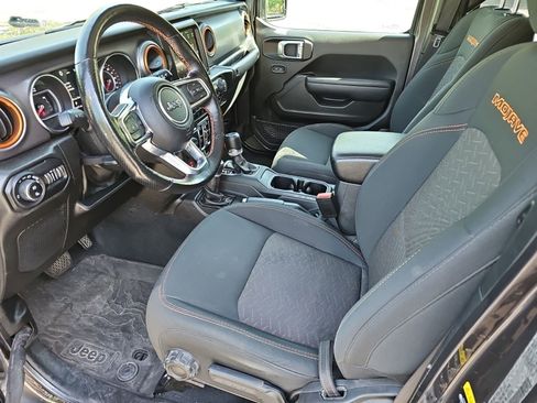Used 2022 Jeep Gladiator Mojave w/ Cold Weather Group AWD/4WD image 18