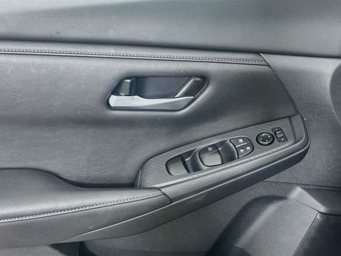 Used 2024 Nissan Sentra SV w/ All-Weather Package FWD image 15