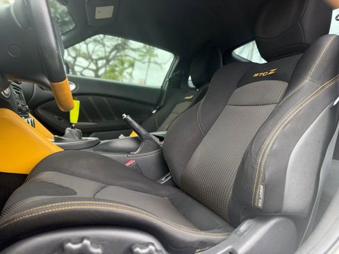 Used 2019 Nissan 370Z Coupe w/ Z34 Heritage Edition - White RWD image 15