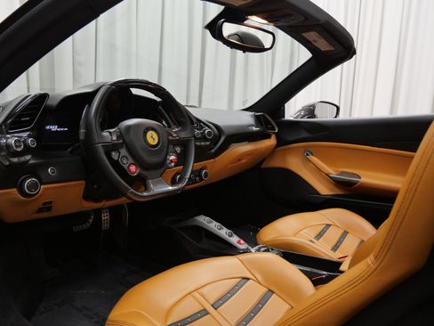 Used 2017 Ferrari 488 Spider RWD image 21