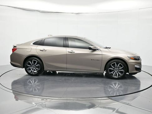 Certified 2022 Chevrolet Malibu RS image 4