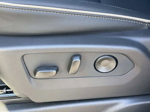 New 2026 GMC Yukon Elevation image 20