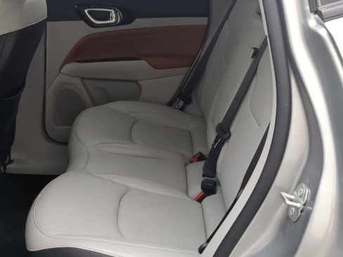 Certified 2022 Jeep Compass Limited AWD/4WD image 19