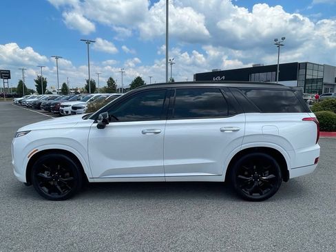 Used 2021 Hyundai Palisade Limited FWD image 4