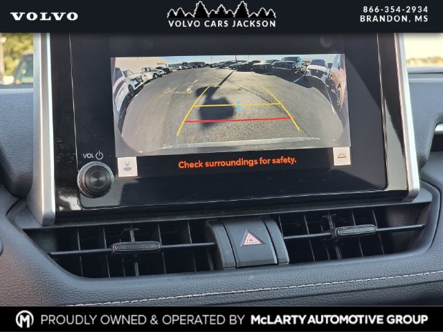 Used 2023 Toyota RAV4 LE AWD/4WD image 11