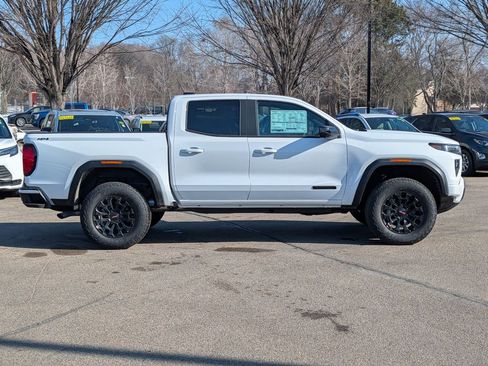 New 2026 GMC Canyon Elevation w/ Convenience Package image 11