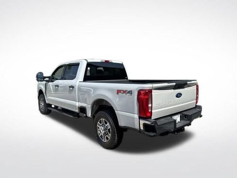 Used 2025 Ford F250 XLT w/ FX4 Off-Road Package AWD/4WD image 5