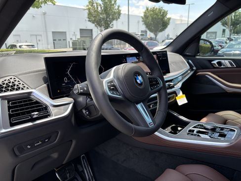 New 2026 BMW X5 xDrive40i AWD/4WD image 17