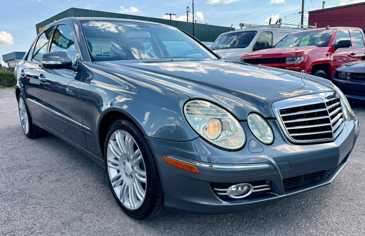 Used 2008 Mercedes-Benz E 350 4MATIC Sedan image 7