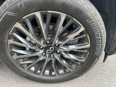 Certified 2026 INFINITI QX80 Autograph AWD/4WD image 4