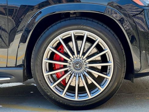 Certified 2025 Mercedes-Benz GLS 63 AMG 4MATIC image 12