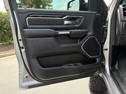 Used 2022 RAM 1500 Laramie w/ Sport Appearance Package AWD/4WD image 21