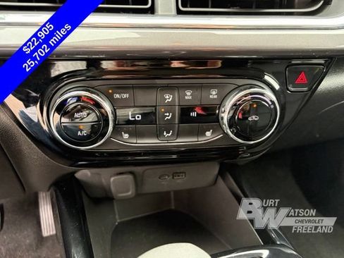 Used 2025 Chevrolet Trax ACTIV w/ Driver Confidence Package FWD image 22