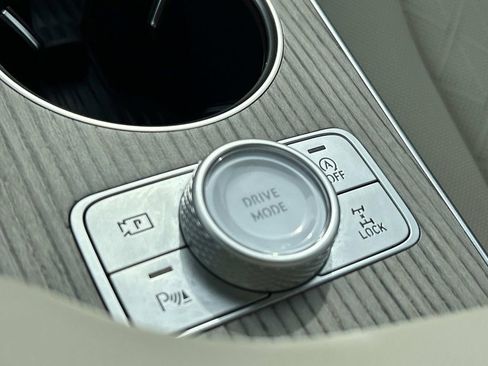 Used 2025 Genesis GV80 3.5T Advanced image 38