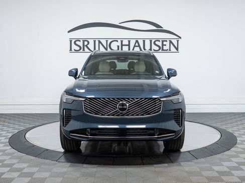 New 2026 Volvo XC90 B6 Core AWD/4WD image 2